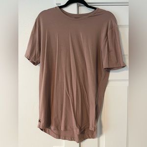 Cuts clothing co t shirt